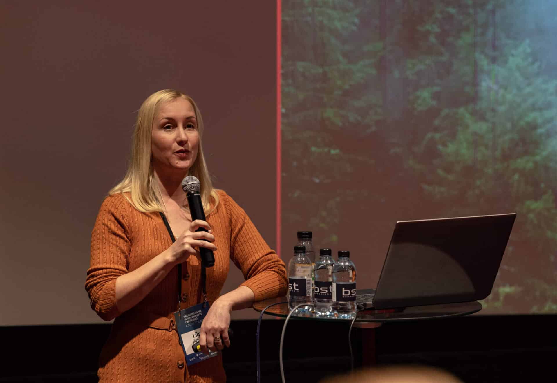 Vastuullisuus ja rakennettu ympäristö -seminaarin tallenteet